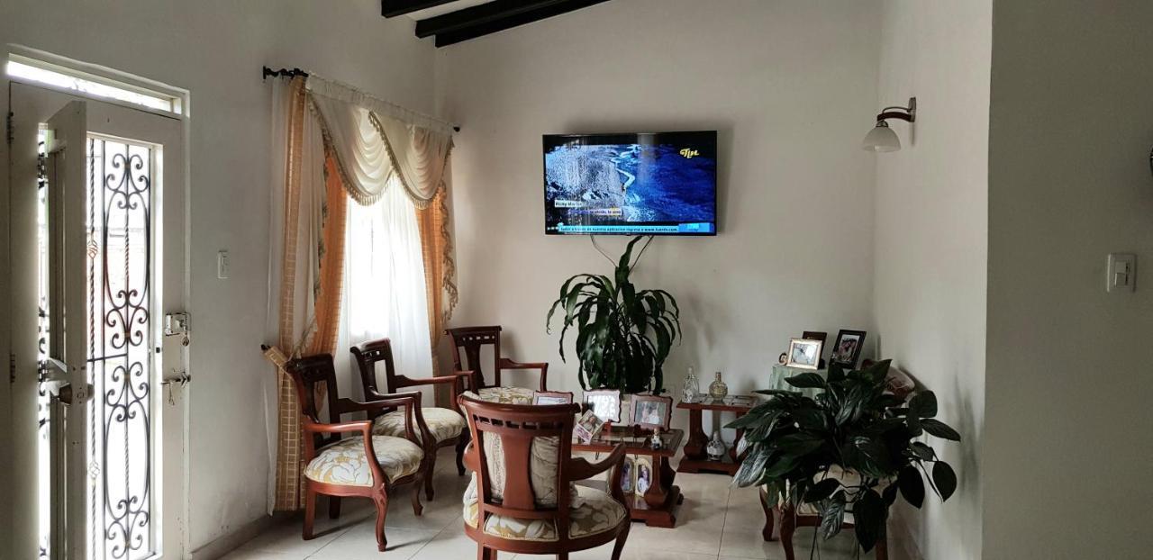 Ciudad Carino Homestay *